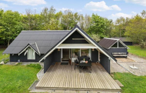2 Bedroom Beautiful Home In Thyholm